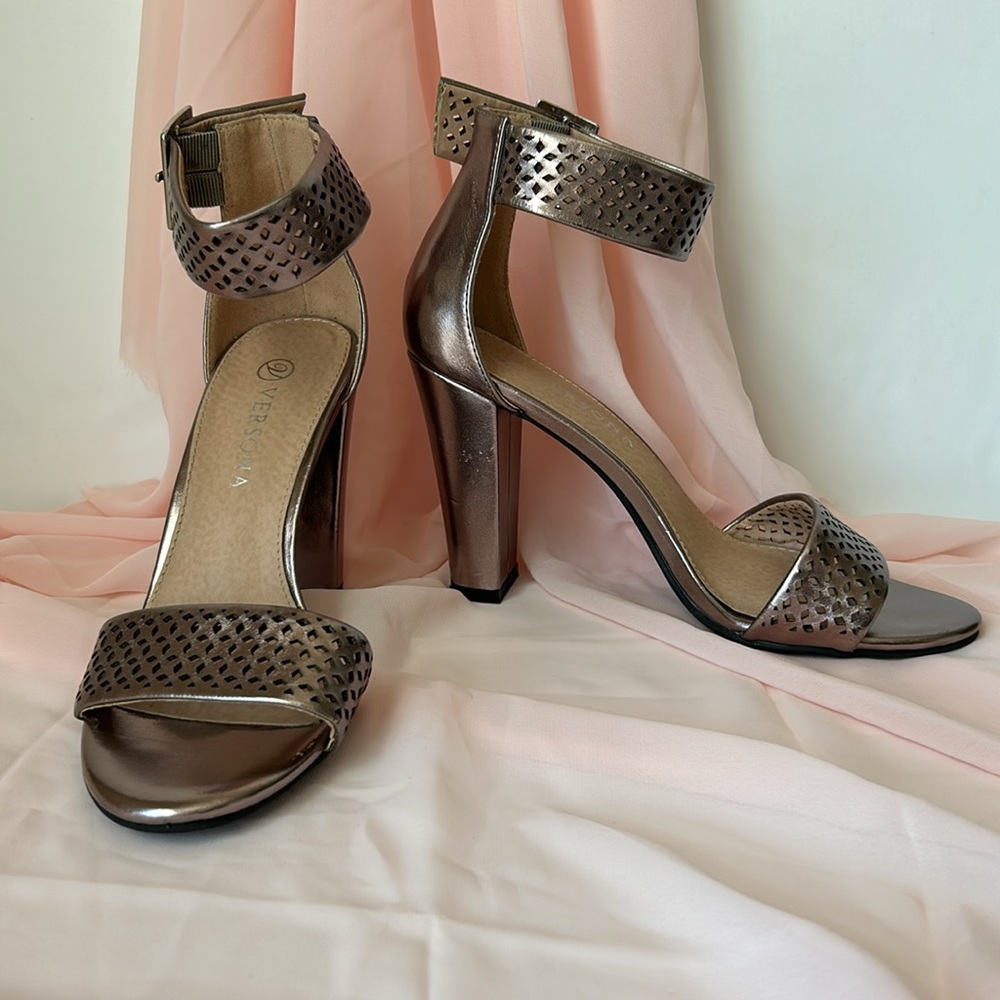 Versona Copper Chunky Block High Heels with Wide Ankle Strap w/ Buckle Size 8